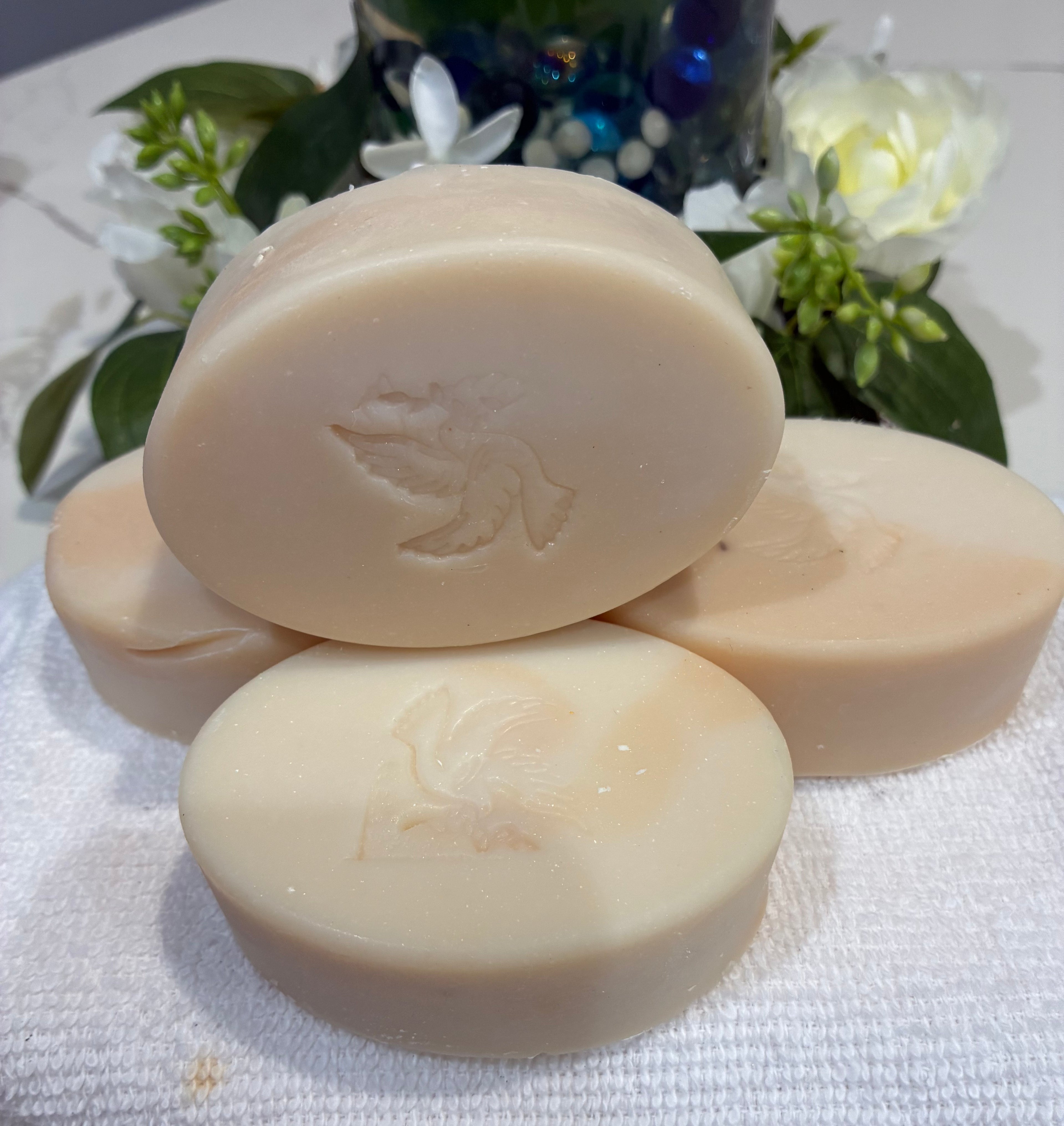 Coconut cream shampoo bar